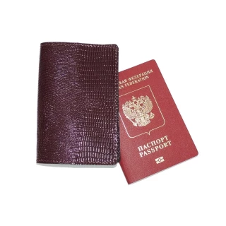 Обложка для паспорта кожаная бордовая реплтилия
